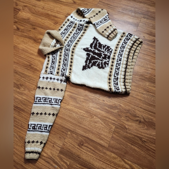 Hand-made Vintage Cowichan Style Wool Pullover Sweater Unisex - Picture 3 of 10